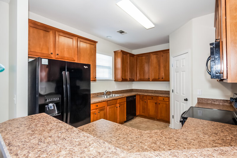 3,000/Mo, 9572 Turning Wheel Dr Charlotte, NC 28214 Kitchen View 2