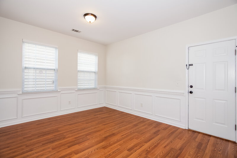 3,000/Mo, 9572 Turning Wheel Dr Charlotte, NC 28214 Sitting Room View