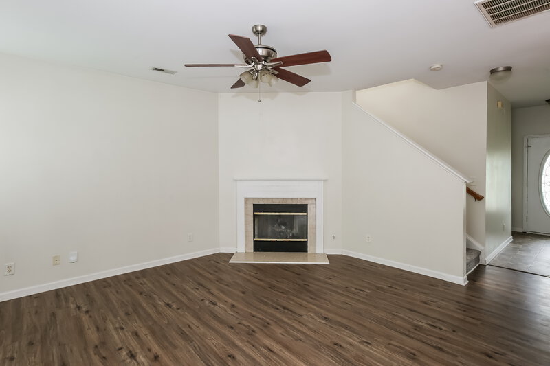 2,790/Mo, 12406 Dixie Ann Dr Charlotte, NC 28262 Living Room View