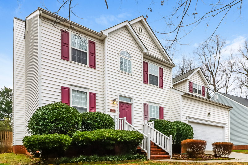 2,345/Mo, 17224 Shadow Bark Dr Cornelius, NC 28031 Front View