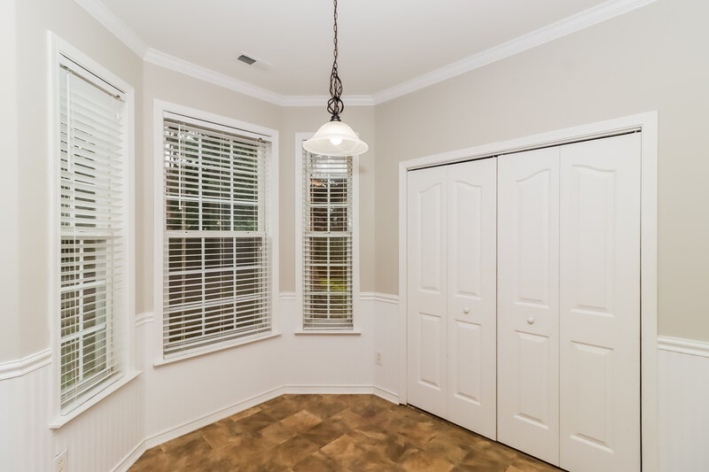 2,345/Mo, 17224 Shadow Bark Dr Cornelius, NC 28031 Breakfast Nook View