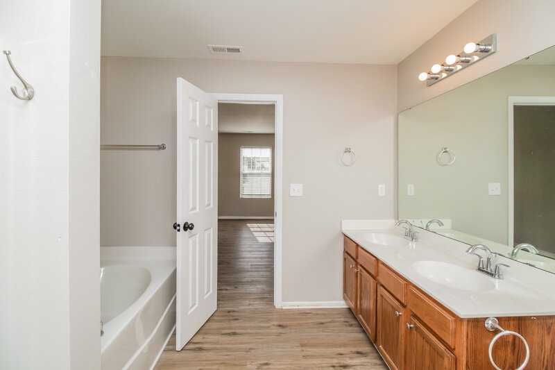 2,080/Mo, 1844 Meadow Crossing Dr Huntersville, NC 28078 Misc View 8