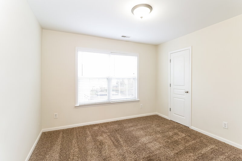 2,145/Mo, 10430 Carver Falls Rd Charlotte, NC 28214 Bedroom View