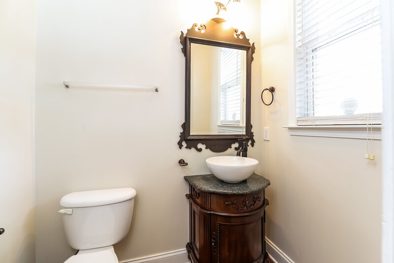 2,145/Mo, 10430 Carver Falls Rd Charlotte, NC 28214 Powder Room View