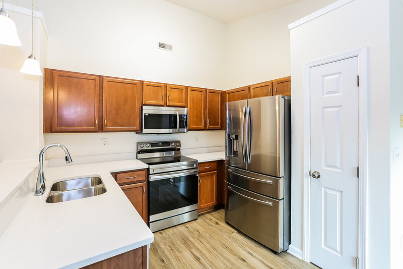 1,950/Mo, 4714 Adamshire Ave Concord, NC 28025 Kitchen View