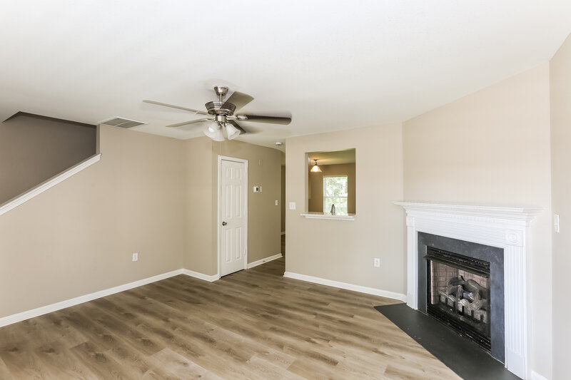 1,760/Mo, 6208 Stonefort Ct Charlotte, NC 28216 Living Room View 2