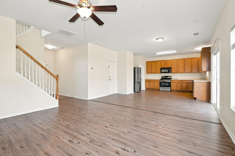 2,285/Mo, 6619 Ruth Ferrell Ct Charlotte, NC 28269 Living Room View 2