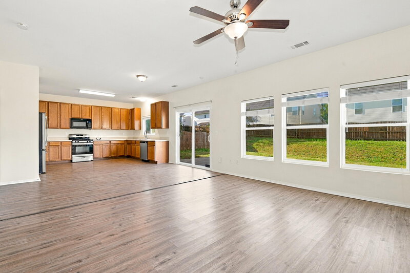 2,285/Mo, 6619 Ruth Ferrell Ct Charlotte, NC 28269 Living Room View 3