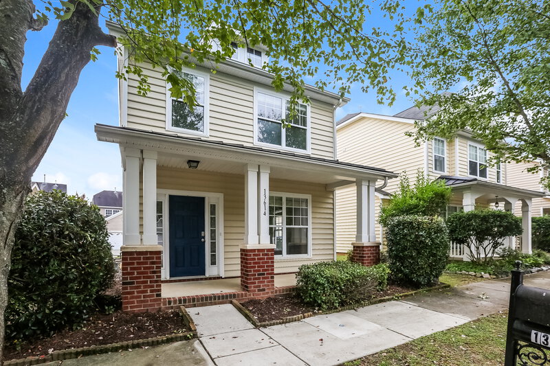 1,880/Mo, 13614 Aldenbrook Dr Huntersville, NC 28078 Front View