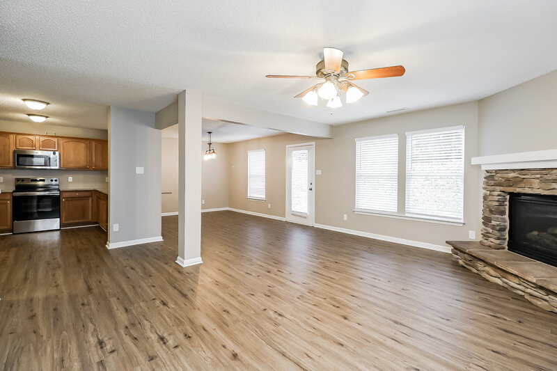 1,935/Mo, 2011 Dunsmore Ln Waxhaw, NC 28173 Family Room View