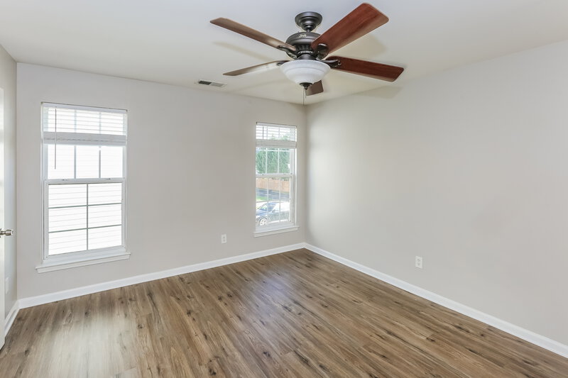 2,180/Mo, 5049 Prosperity Ridge Rd Charlotte, NC 28269 Main Bedroom View