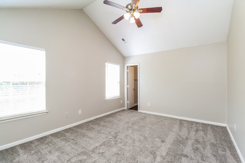 1,890/Mo, 8303 Hornwood Ct Charlotte, NC 28215 Main Bedroom View