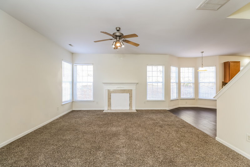 2,075/Mo, 16105 Long Talon Way Charlotte, NC 28278 Family Room View