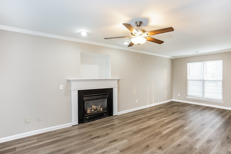 2,280/Mo, 1702 Cottage Creek Rd Indian Trail, NC 28079 Living Room View 2