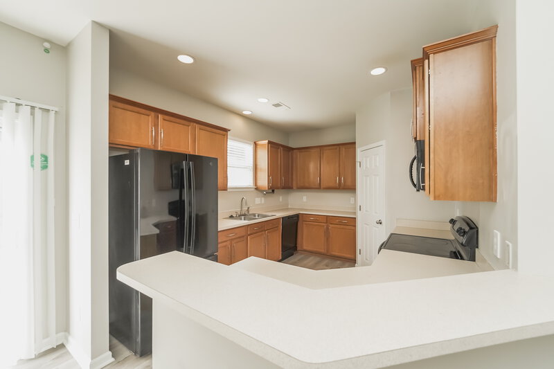 1,980/Mo, 11710 Sweetbriar Ridge Dr Charlotte, NC 28269 Kitchen View