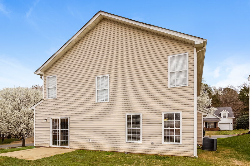 2,290/Mo, 9530 Bradstreet Commons Way Charlotte, NC 28215 Rear View 2