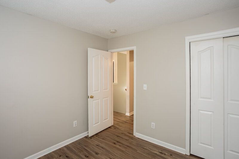 1,830/Mo, 2112 Highland Park Dr Charlotte, NC 28269 Bedroom View 3