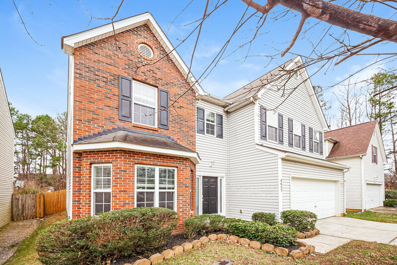 2,265/Mo, 8627 Oak Dr NE Charlotte, NC 28269 Front View