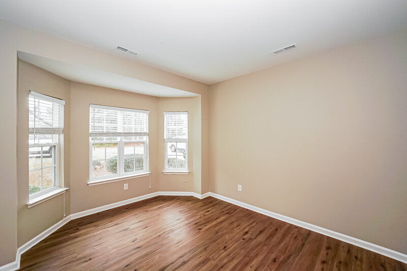 2,265/Mo, 8627 Oak Dr NE Charlotte, NC 28269 Breakfast Nook View