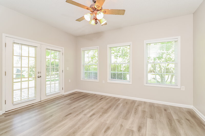 2,235/Mo, 13412 Michael Lynn Rd Charlotte, NC 28278 Family Room View