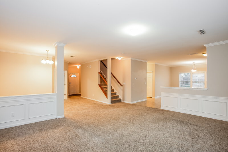 2,390/Mo, 4315 Houldsworth Dr Charlotte, NC 28213 Living Room View