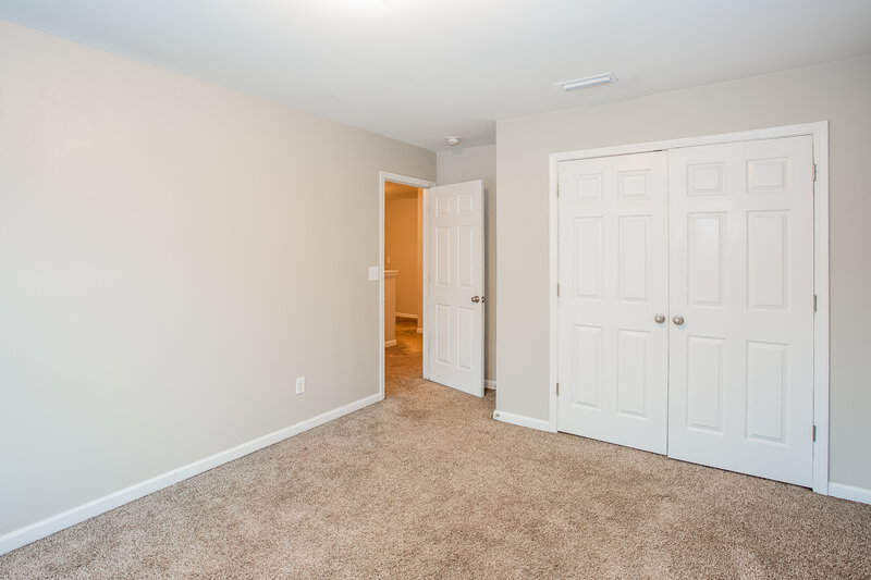 2,390/Mo, 4315 Houldsworth Dr Charlotte, NC 28213 Bedroom View 4