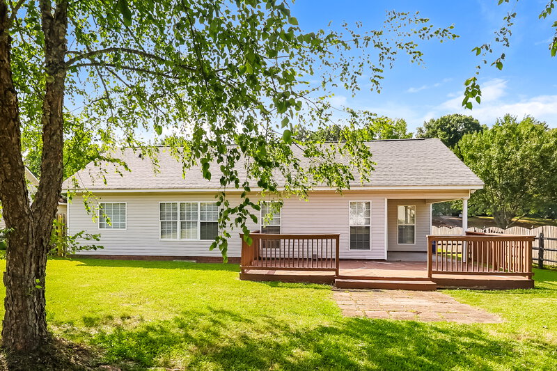 2,125/Mo, 310 Tamarack Dr Matthews, NC 28104 Rear View