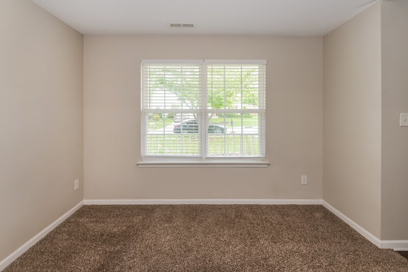 1,965/Mo, 10606 Pickerel Ln Charlotte, NC 28213 Family Room View