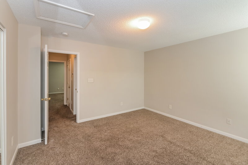 1,965/Mo, 10606 Pickerel Ln Charlotte, NC 28213 Bedroom View 2