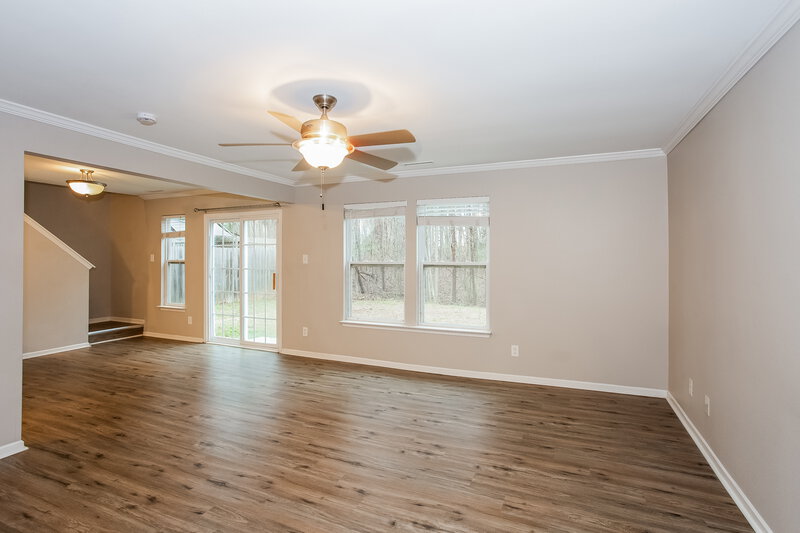 2,050/Mo, 4012 Chandler Haven Dr Charlotte, NC 28269 Living Room View