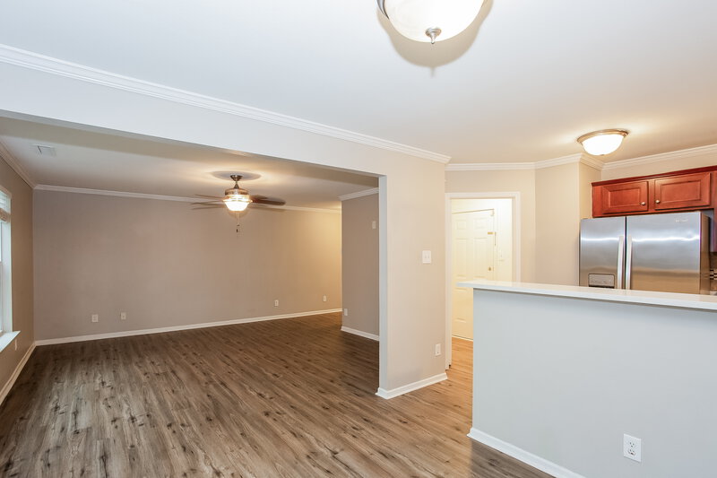 2,050/Mo, 4012 Chandler Haven Dr Charlotte, NC 28269 Living Room View 2