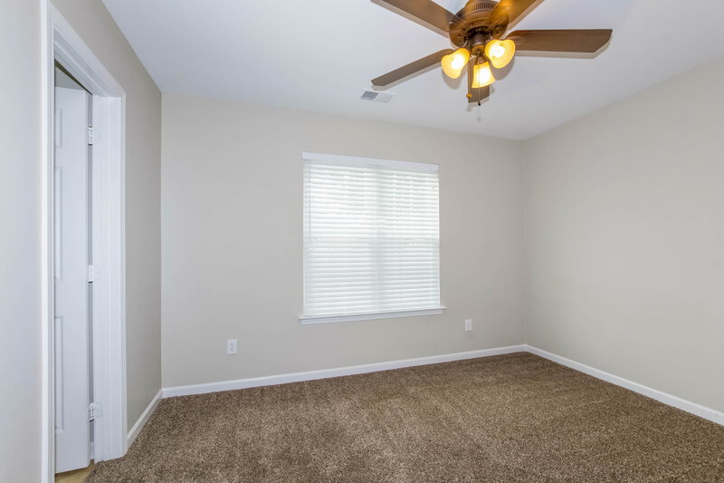 1,830/Mo, 6507 Pepperbush Ct Charlotte, NC 28262 Bedroom View 2
