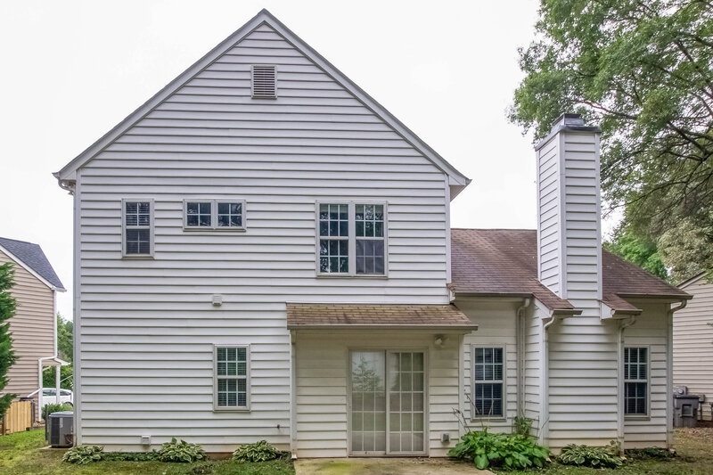 1,830/Mo, 6507 Pepperbush Ct Charlotte, NC 28262 Rear View