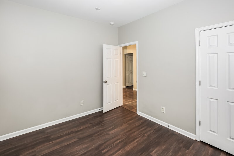 1,850/Mo, 4522 Potters Glen Rd Charlotte, NC 28269 Bedroom View 4