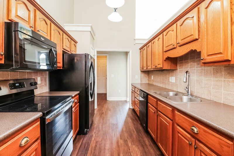 2,100/Mo, 2569 Paddle Pl NW Concord, NC 28027 Kitchen View 2