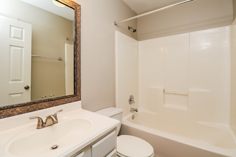 2,100/Mo, 2569 Paddle Pl NW Concord, NC 28027 Bathroom View