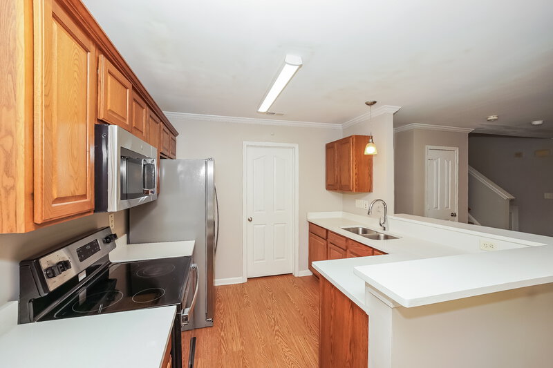 1,905/Mo, 523 Mountain Quail Dr Charlotte, NC 28216 Kitchen View