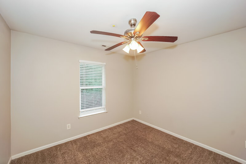 1,905/Mo, 523 Mountain Quail Dr Charlotte, NC 28216 Bedroom View 2