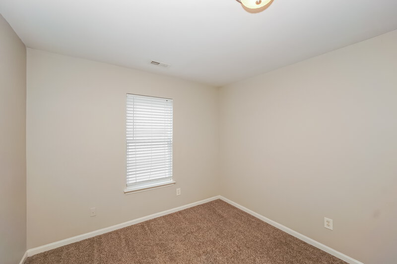 1,905/Mo, 523 Mountain Quail Dr Charlotte, NC 28216 Bedroom View 3