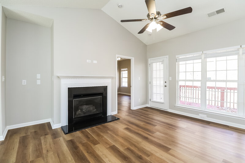 1,765/Mo, 197 Everett Park Dr Mooresville, NC 28115 Living Room View