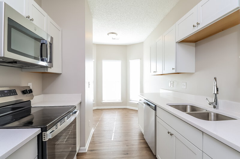 1,765/Mo, 197 Everett Park Dr Mooresville, NC 28115 Kitchen View