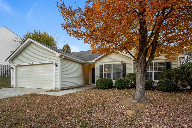 1,775/Mo, 8445 Angwin Pl Charlotte, NC 28262 Front View 2