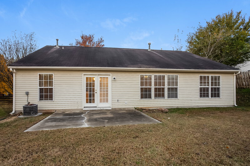 1,775/Mo, 8445 Angwin Pl Charlotte, NC 28262 Rear View 2