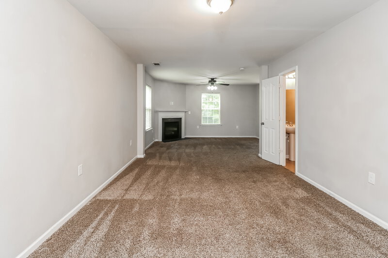 1,845/Mo, 11427 Tribal Dr Charlotte, NC 28214 Living Room View 2