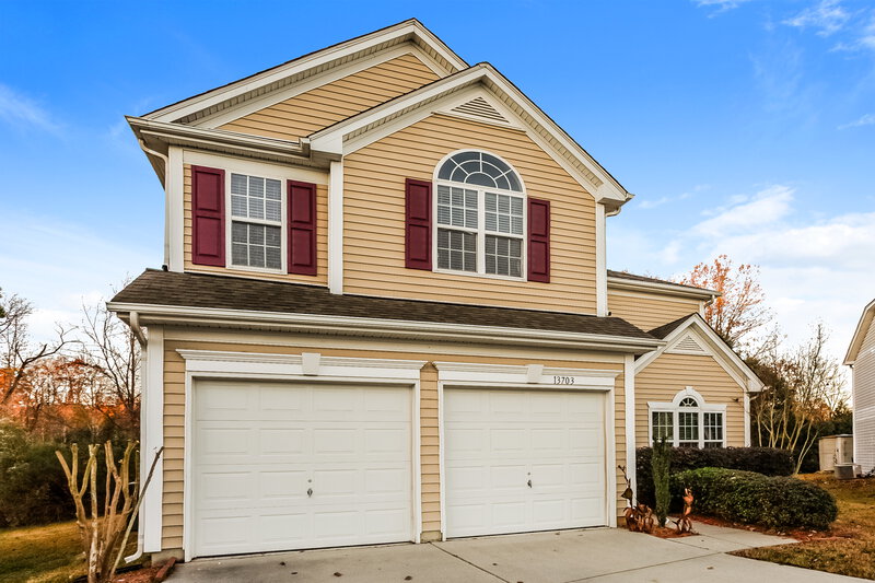 2,130/Mo, 13703 Rutherglen Ct Charlotte, NC 28213 Front View