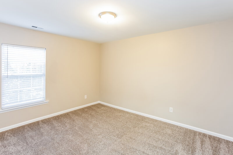 2,130/Mo, 13703 Rutherglen Ct Charlotte, NC 28213 Bedroom View 2