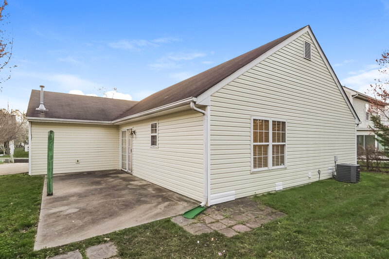 1,685/Mo, 785 Sir Raleigh Dr Concord, NC 28025 Rear View