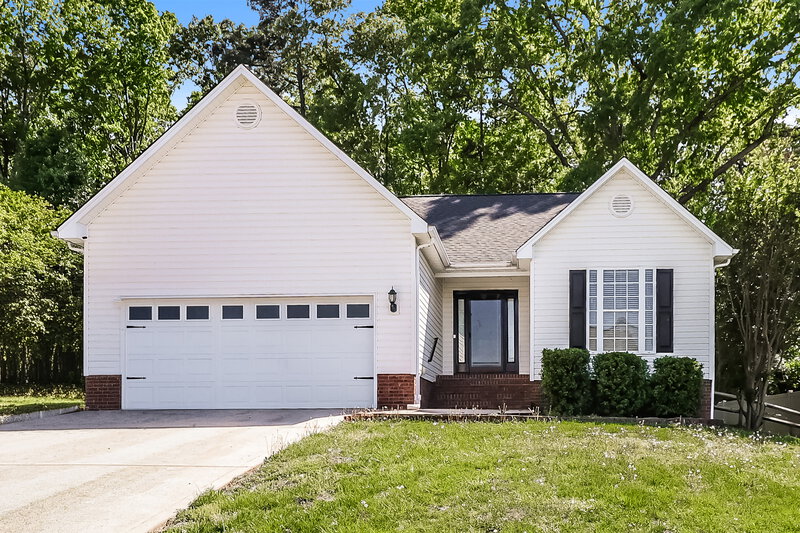 1,775/Mo, 912 Carole Summey Dr Dallas, NC 28034 External View