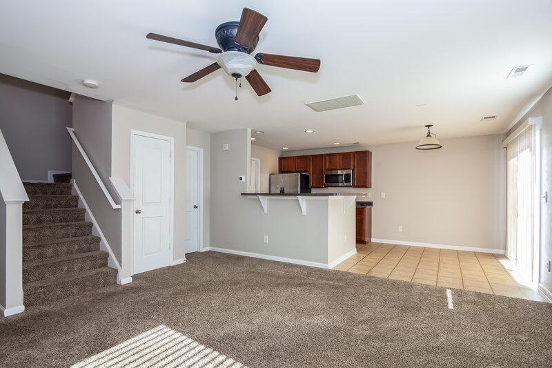 2,040/Mo, 2122 Verde Creek Rd Charlotte, NC 28214 Living Room View 2