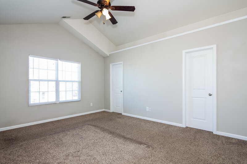 2,040/Mo, 2122 Verde Creek Rd Charlotte, NC 28214 Main Bedroom View